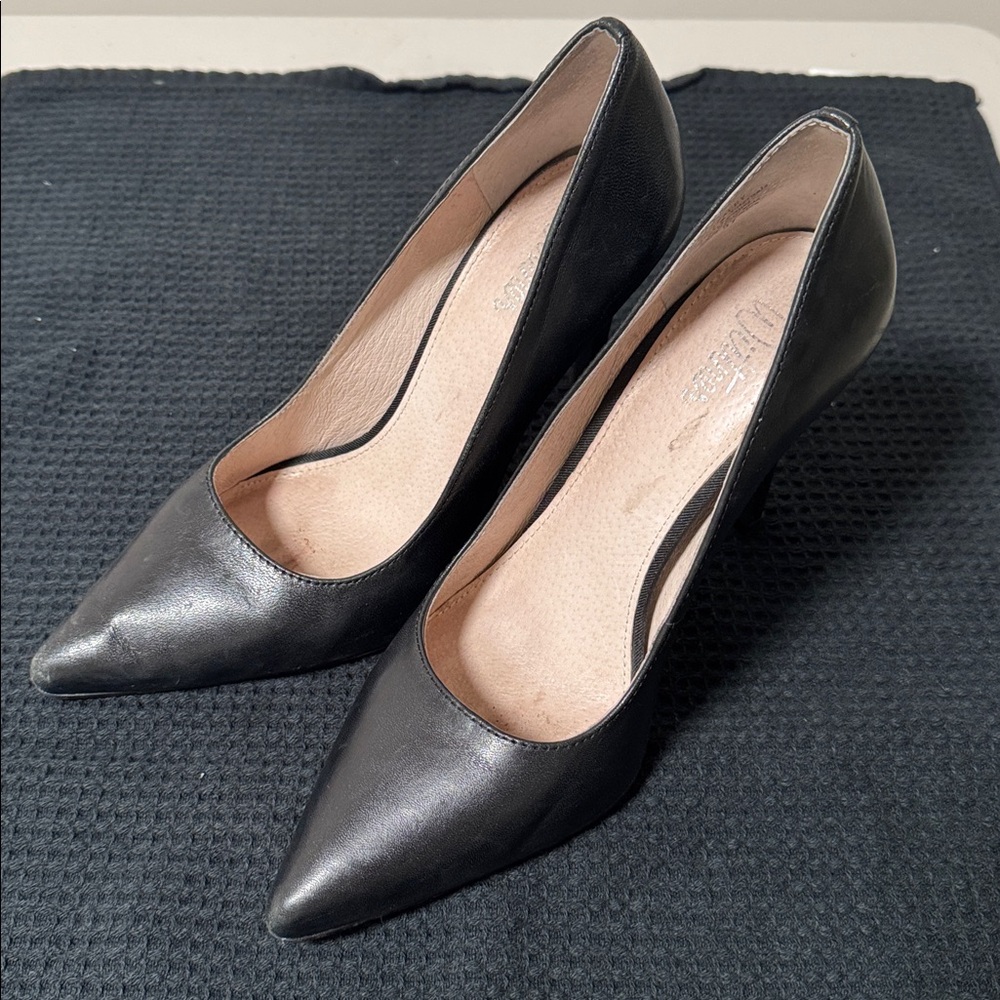 Wittner Black Pointed Toe Heels